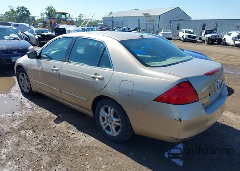 2007 Honda Accord 2.4 Ex from USA, damaged, VIN 1HGCM56837A045774